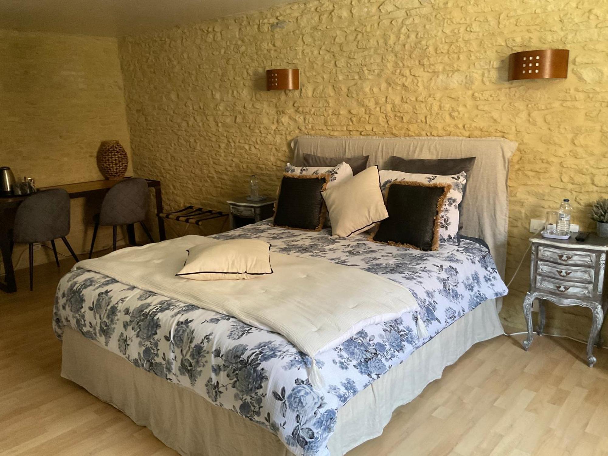 Chambres D'Hotes De L'Ancienne Auberge Thaon Eksteriør bilde