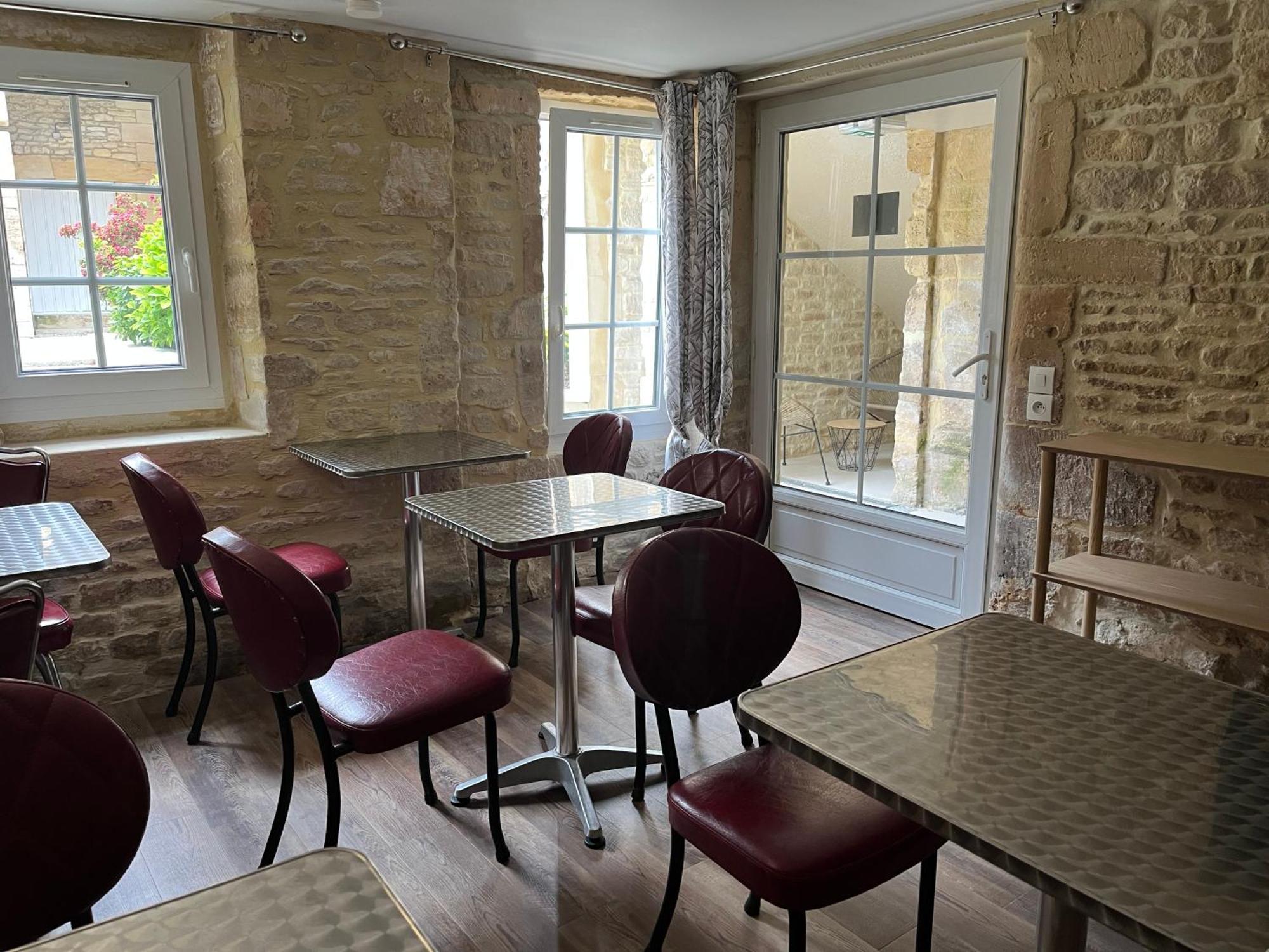 Chambres D'Hotes De L'Ancienne Auberge Thaon Eksteriør bilde